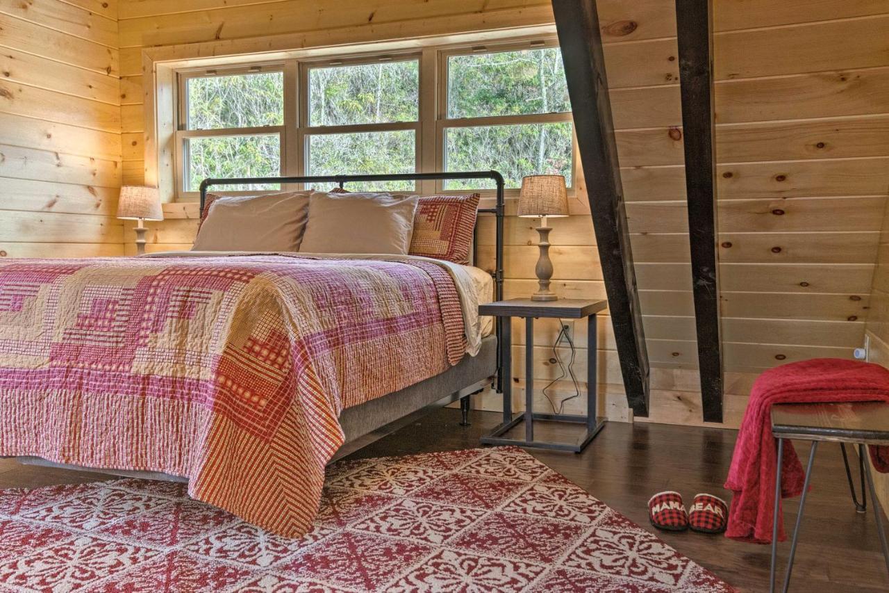 Hilltop Cabin On 5 Acres With Hot Tub And Waterfall! Bryson City Exterior foto